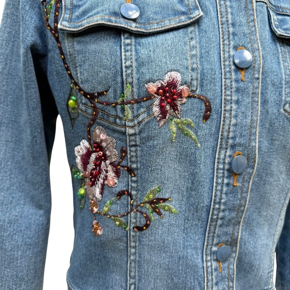 Very Vera Boho Embroidered and Beaded Denim Jacket - Picture 5 of 8